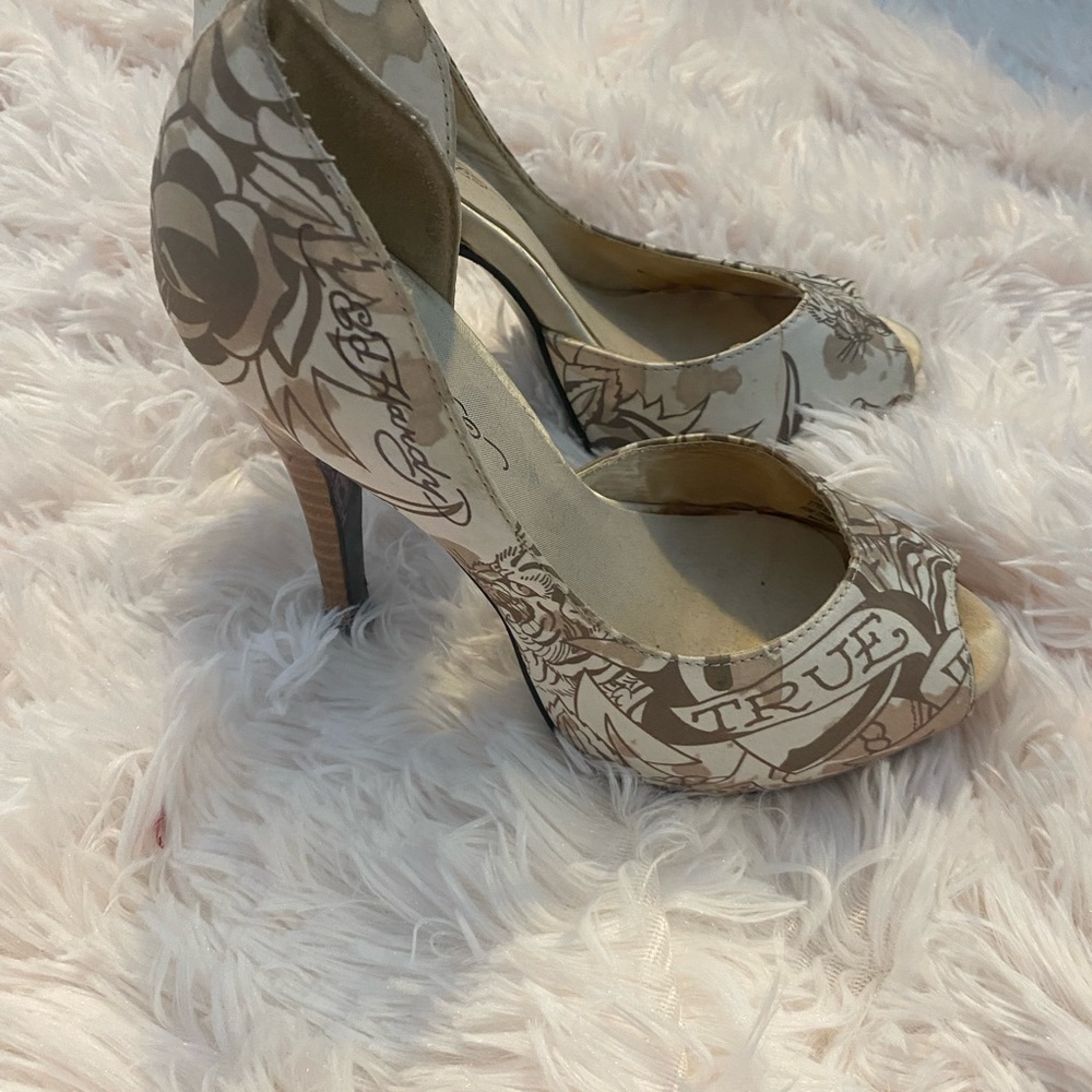 Ed Hardy Peep toe heels